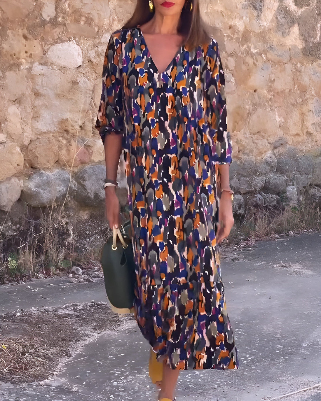 Nathalie | Dress with V-neck in retro pattern