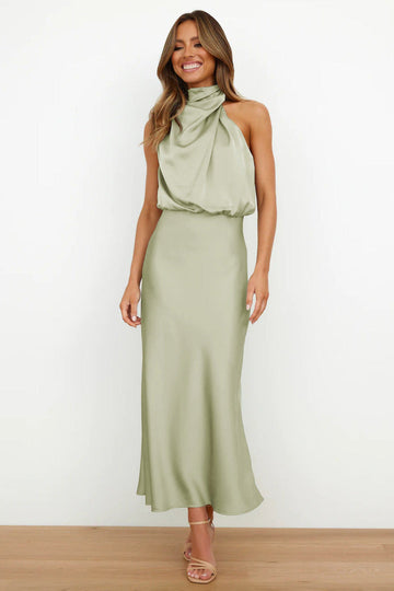 Benthe - Midi Dress with Off-the-Shoulder Design