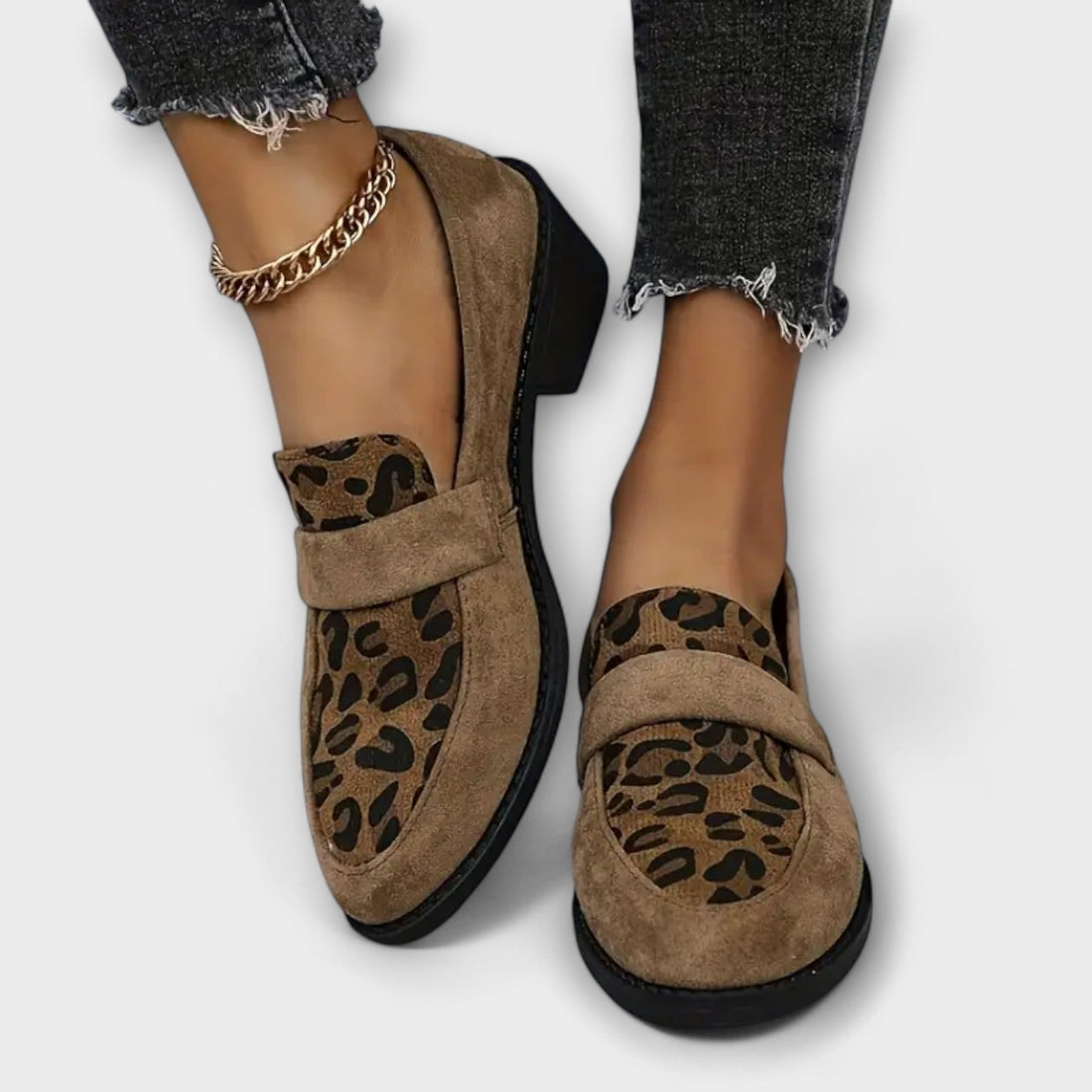 Karla | Elegant women's shoes in leopard print